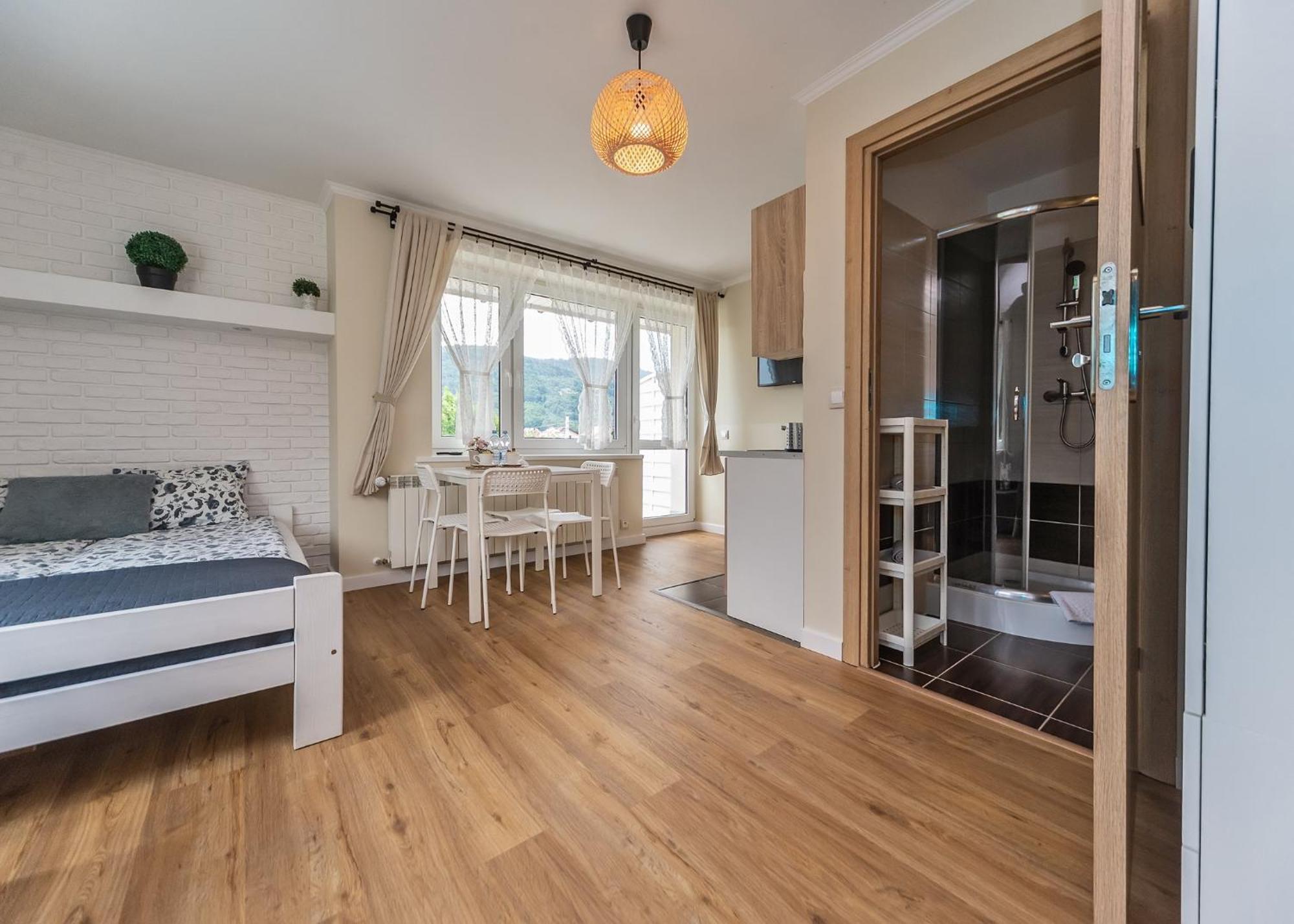 Willa Aleksandra - Apartamenty Miedzybrodzie Zywieckie Eksteriør billede